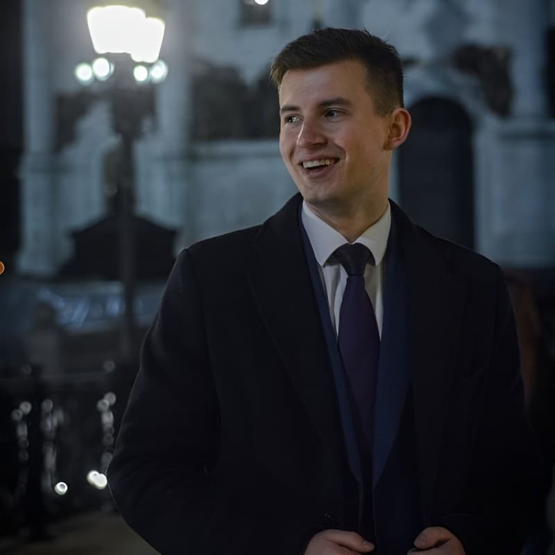 Александр