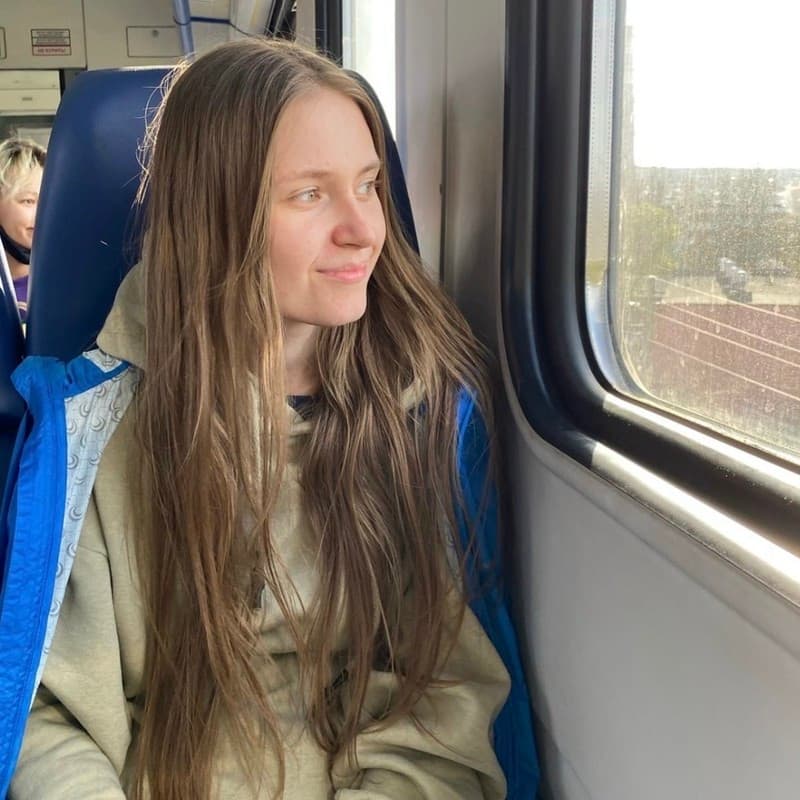 Яна